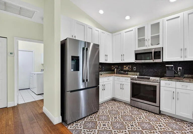 10027 Umberland Pl — Photo 30