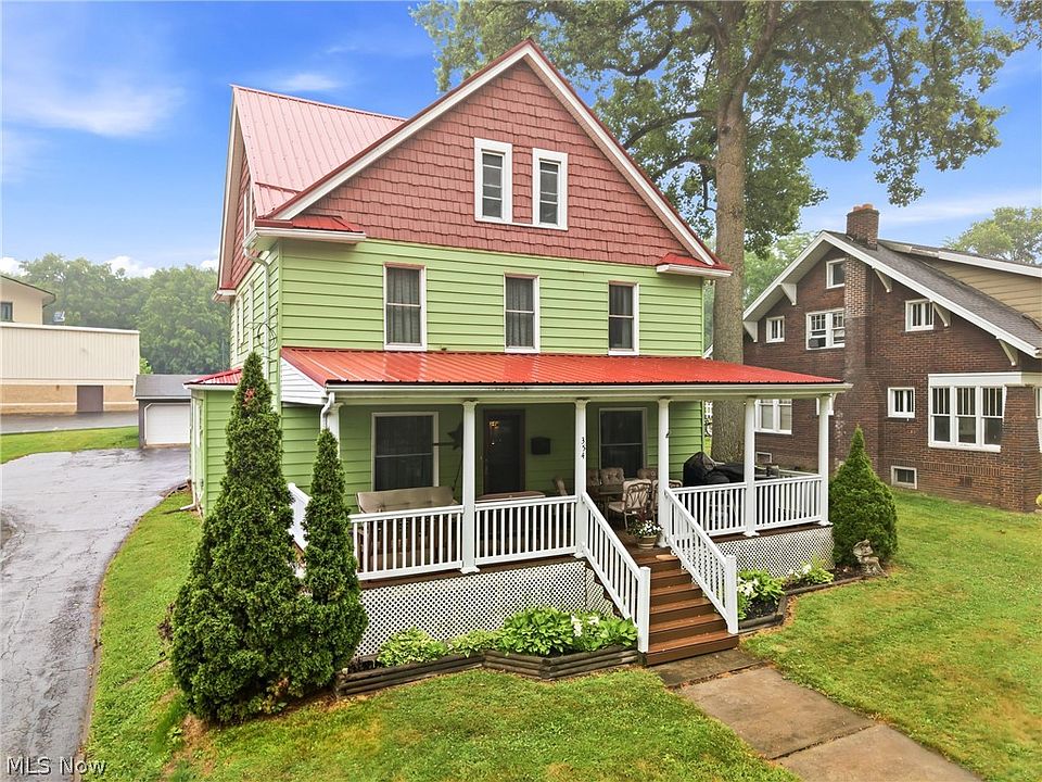 1st image of 354 W 10th St