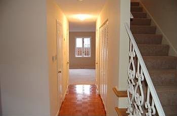 3rd image of 1157 Canterbury Sq S