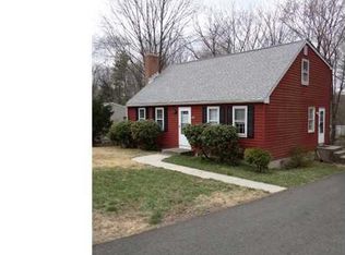 190 Rolling Hill Ln, Southington, CT 06489