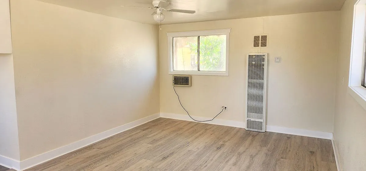 1 bed, 1.0 bath, 800 sqft, $1,000 — Photo 3