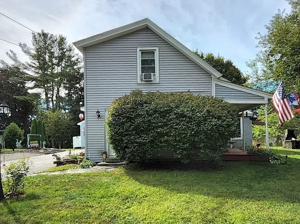 13 Tanner Rd, Webster, MA 01570