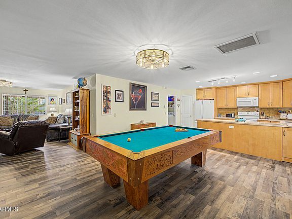 3rd image of 540 E RENEE Drive