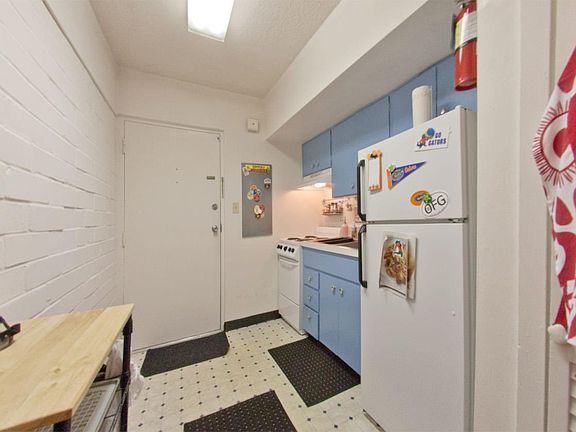 5th image of 1100 SW 8th Ave #1