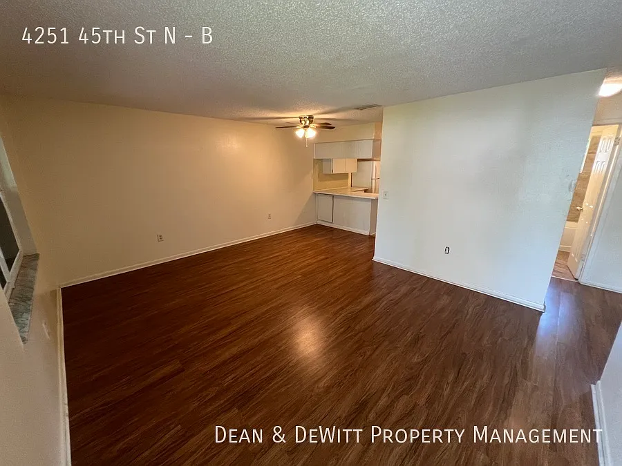 4251 45th St N Unit #B — Photo 2