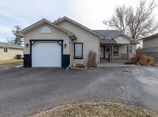 217 N 200th St E, Raymond, AB T0K2S0