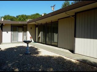 1037 Greenwood Dr, Novato, CA 94947