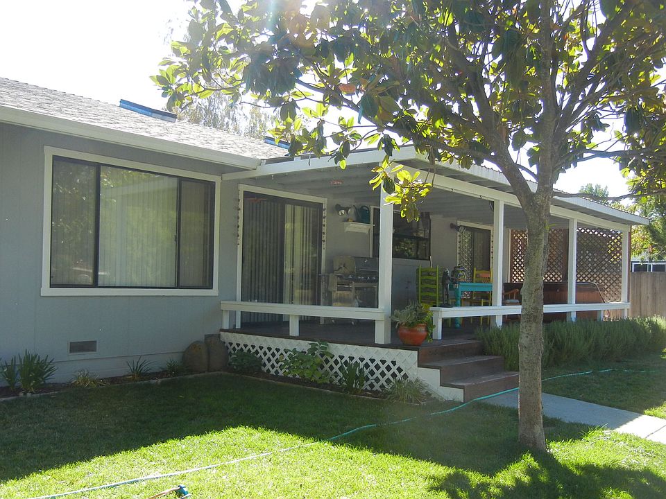 2nd image of 2635 Clipper Ln