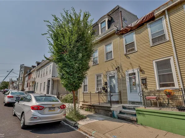 1113 Ferry St, Easton, PA 18042