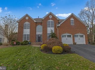 13 Murray Rd, Moorestown, NJ 08057