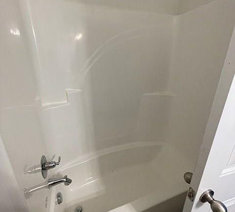 5th image of 1523 Gambill Wood Dr