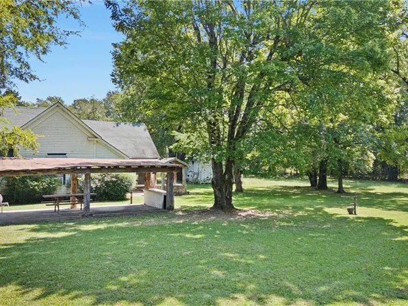 226 Lee St, Clarksville, AR 72830
