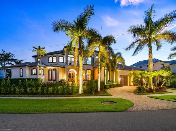 689 Rockport CT, MARCO ISLAND, FL 34145