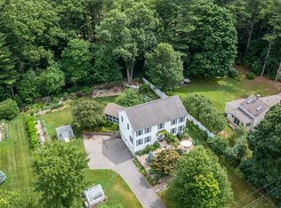 11 Lake Ave, Georgetown, MA 01833