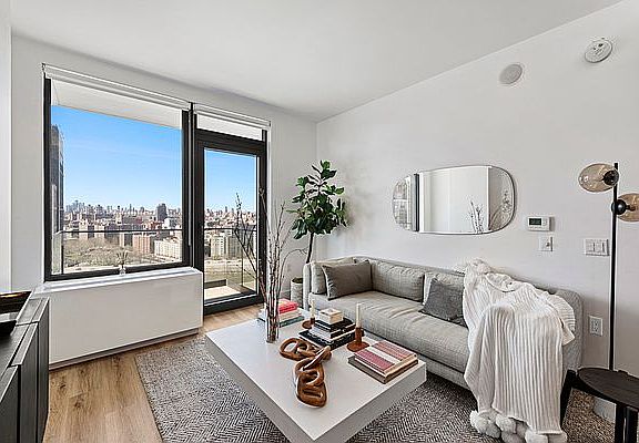 3rd image of 224 E 135th St #1306N