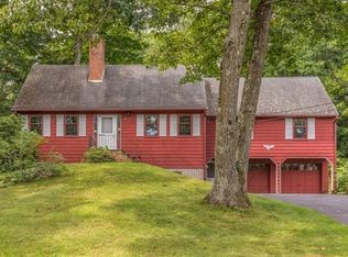 10 Ledgewood Dr, Danvers, MA 01923
