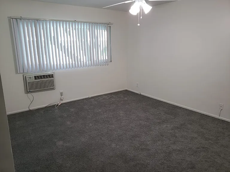 5000 Coldwater Canyon Ave — Photo 22