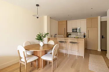 100 Scholes Street, #2B