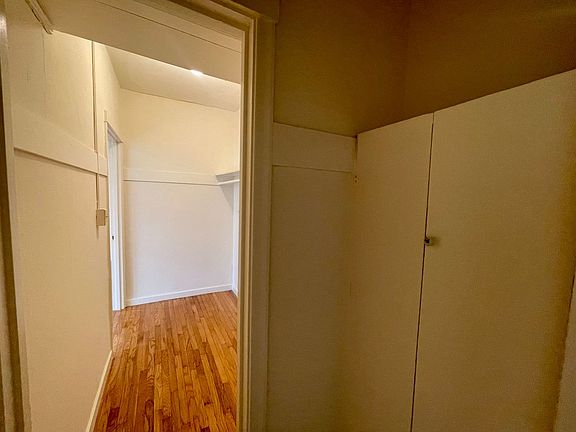 4th image of 626 33rd Ave #4
