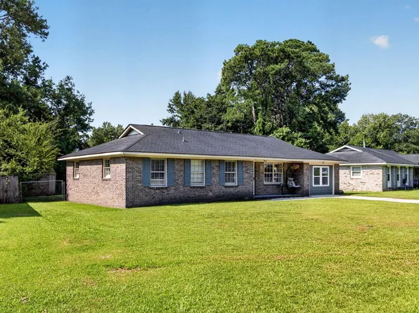 105 Beatrice Ln, Summerville, SC 29485
