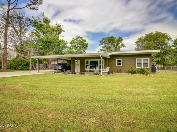 2567 E Forest Drive, Newport, NC 28570