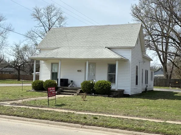 322 S Martin St, East Prairie, MO 63845