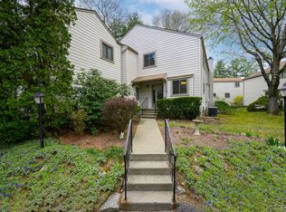 109 Fiddler Green Rd UNIT D, Stratford, CT 06614