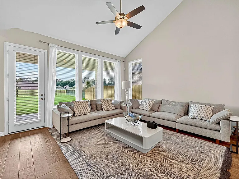 24607 Carleton Lake Ln — Photo 17