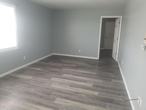 3rd image of 134 Marquette St #402