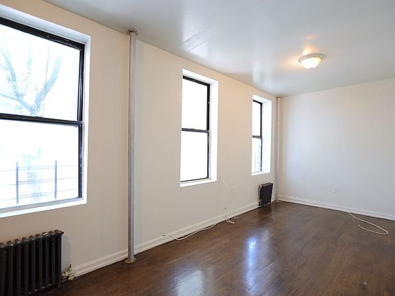 3rd image of 2276 2nd Ave APT 3B