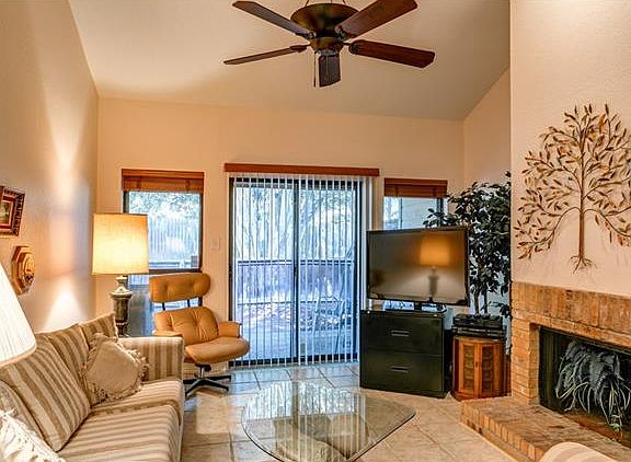 3rd image of 7205 Waldon Dr #L-201