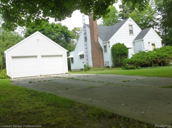 4450 Radcliffe Ave, Flint, MI 48507