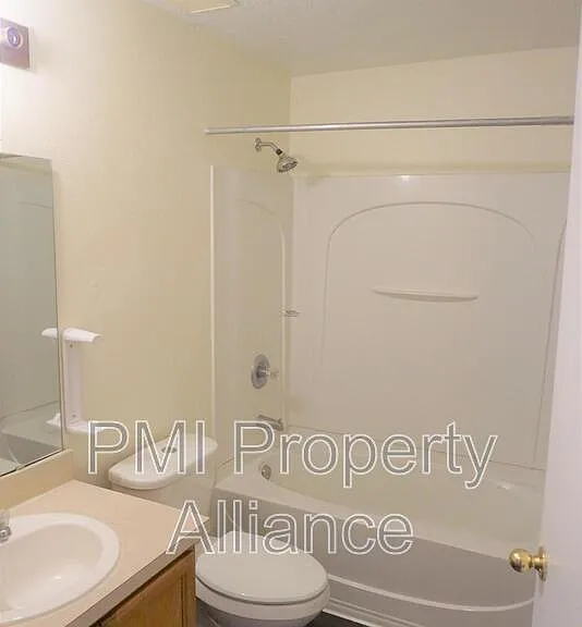 1153 Elderberry Dr — Photo 13
