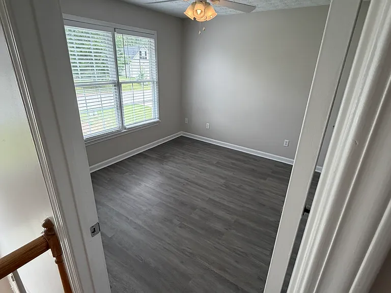 3929 Riverstone Dr — Photo 21