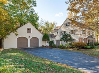 59 Fernwood Rd, West Hartford, CT 06119
