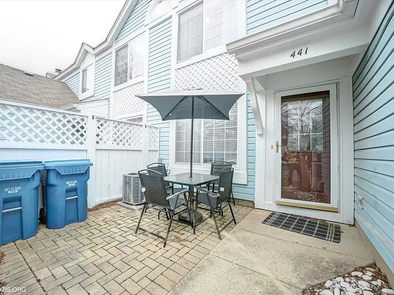 441 Yorktown Ct #441 — Photo 24