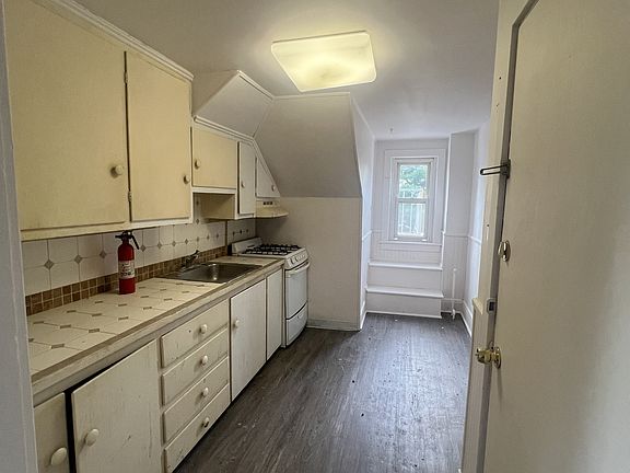 2nd image of 143 Clymer Ave #6