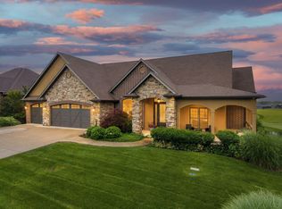 605 Old Hawthorne Dr E, Columbia, MO 65201