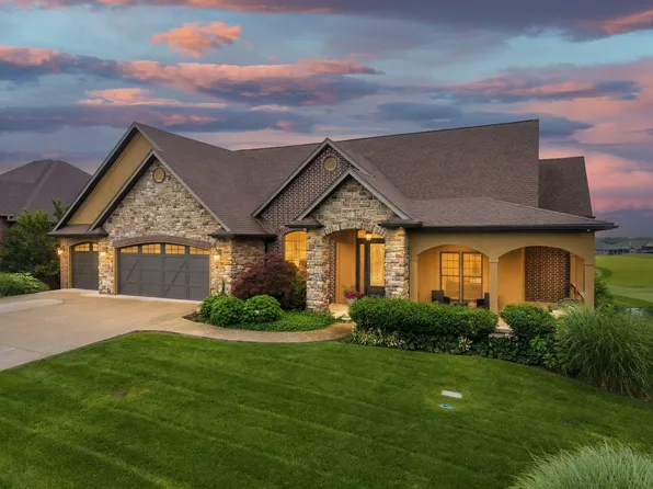605 Old Hawthorne Dr E, Columbia, MO 65201