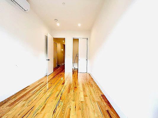 4th image of 332 E 28th St #1A