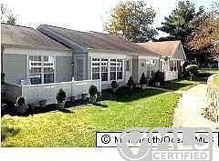 1st image of 627A Stamford Ct