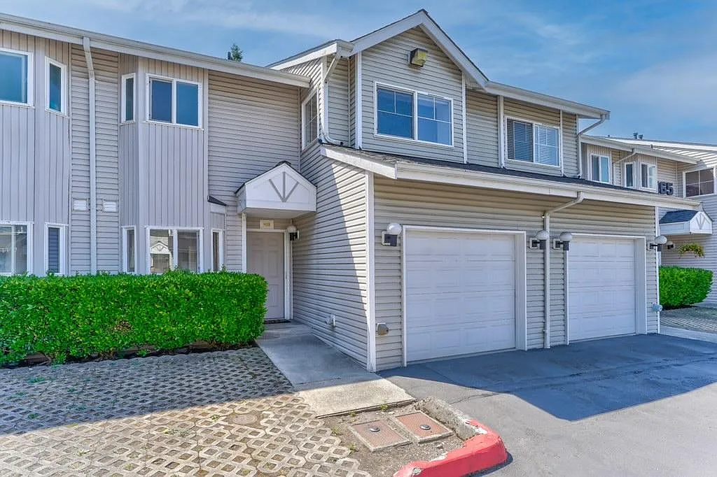2 bed, 2.5 bath, 1403 sqft, $2,750 — Photo 2