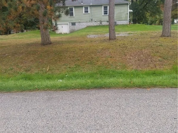 79 Ferguson Dr, Tallmadge, OH 44278
