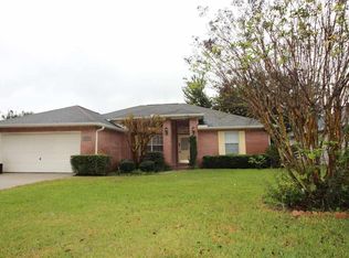 2645 Hidden Estates Cir, Navarre, FL 32566
