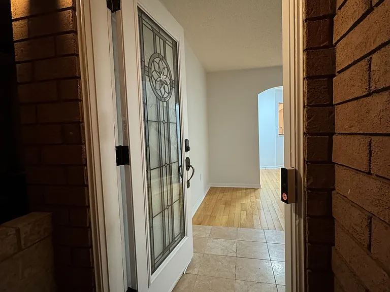 128 Sweetwood Cir — Photo 2