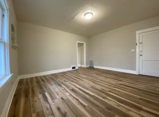 441 Plum St APT 2, Aurora, IL