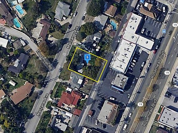 4th image of 8430 Manzanar Ave