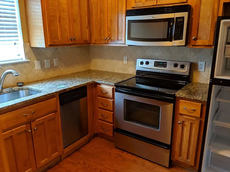315 E Magnolia Ave #124 — Photo 5