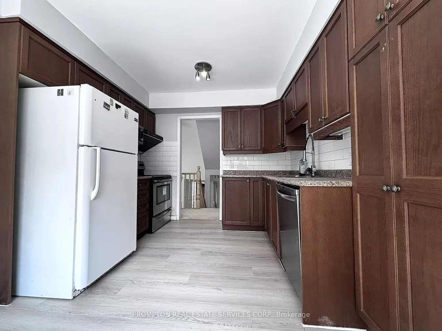5 bed, $3,000 — Photo 4