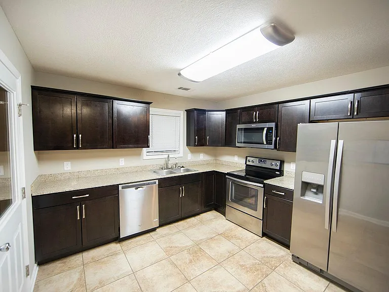Centennial Place — Photo 26